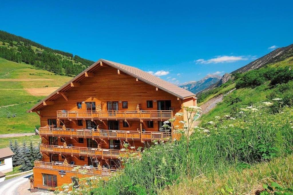 Appartamento T2/3 6pers&pied des pistes&piscine chauffée Vars  Esterno foto