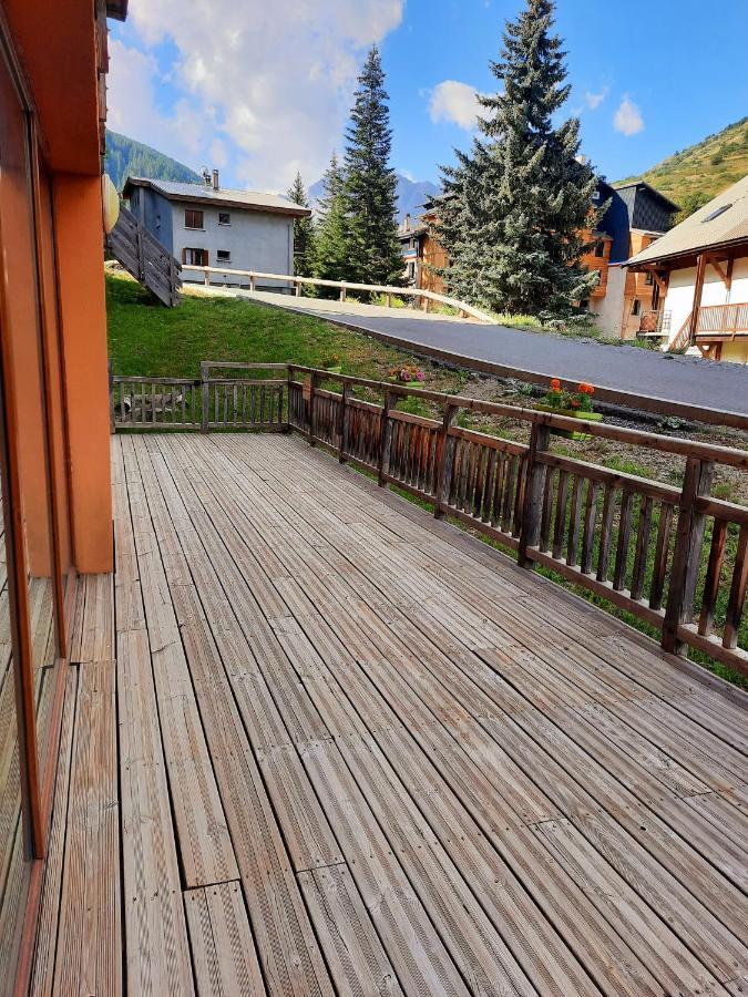 Appartamento T2/3 6pers&pied des pistes&piscine chauffée Vars  Esterno foto